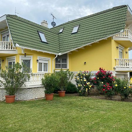 Margareta Apartmanhaz Διαμέρισμα Hajdúszoboszló Εξωτερικό φωτογραφία