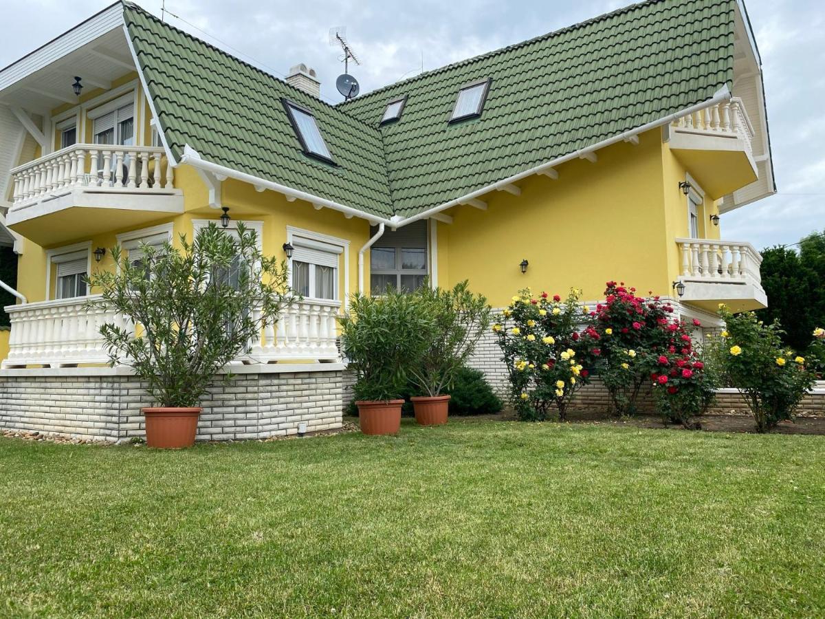 Margareta Apartmanhaz Διαμέρισμα Hajdúszoboszló Εξωτερικό φωτογραφία